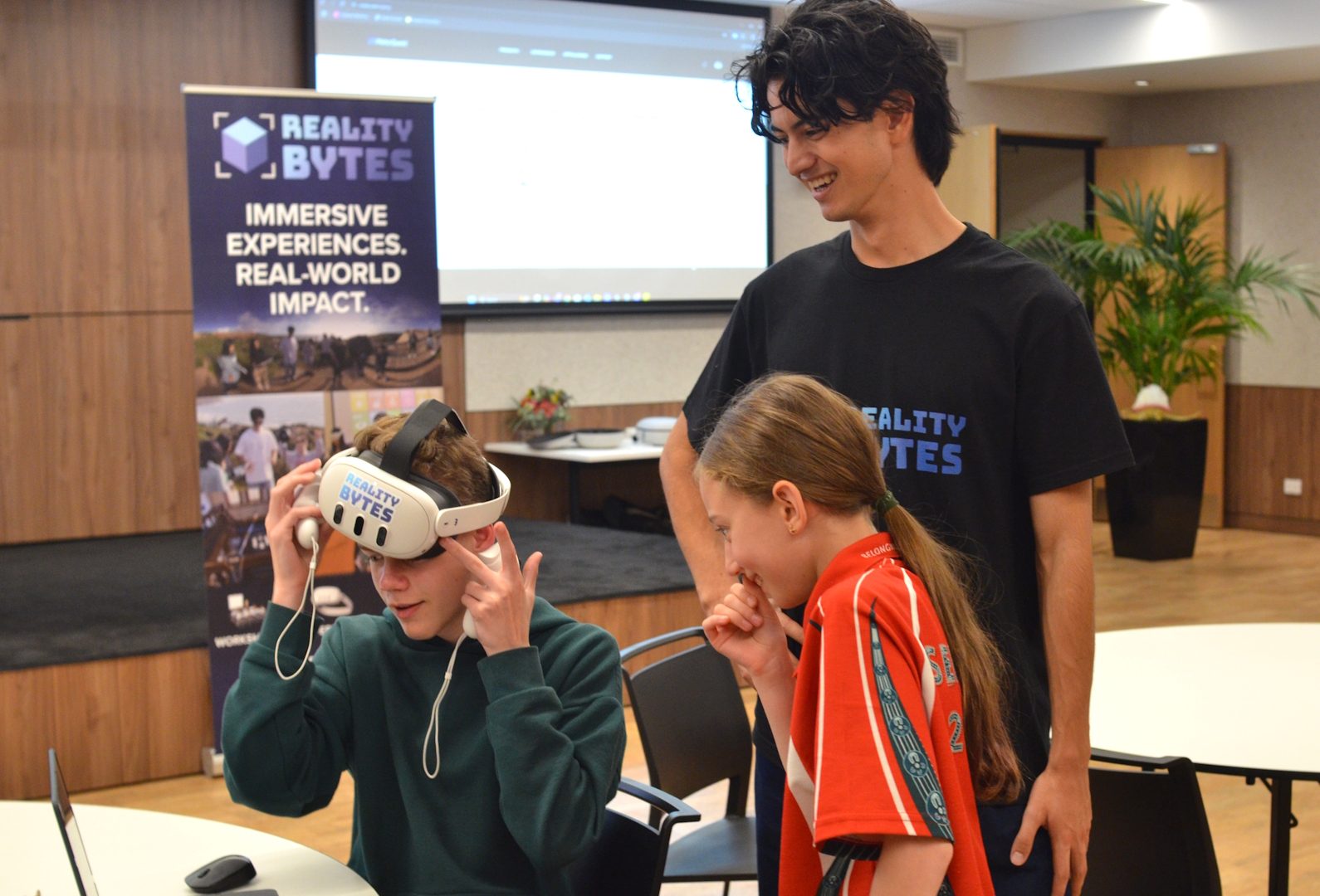 Reality Bytes Headset Heroes VR course